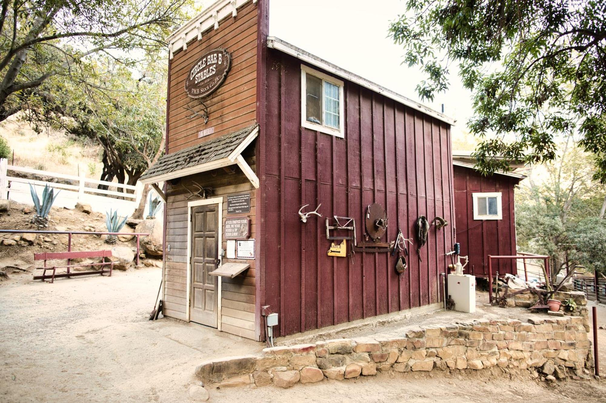 فندق Circle Bar B Guest Ranch Capitan المظهر الخارجي الصورة